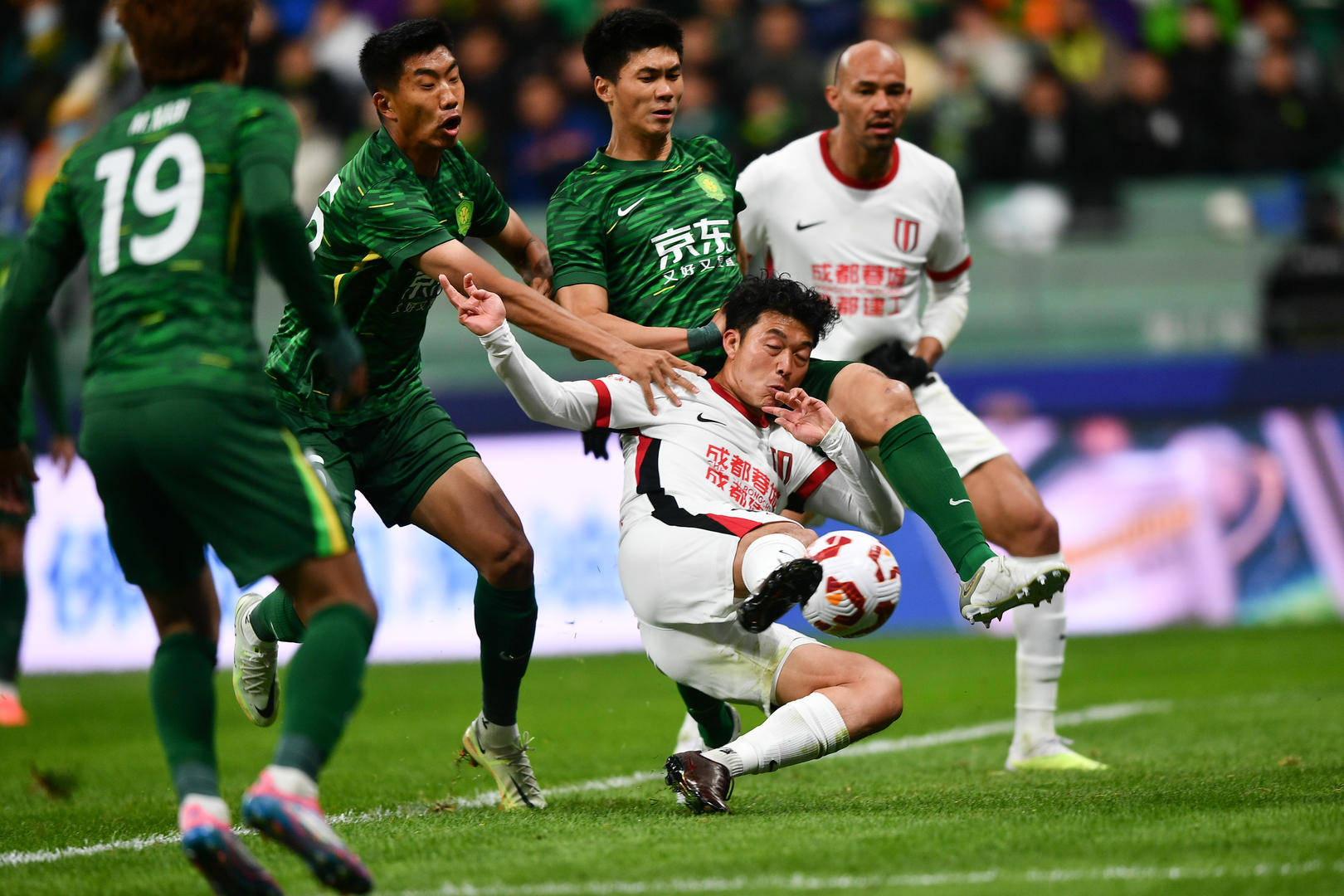 国安客场击败恒丰智诚,反超上港排名第二 国安客场击败恒丰智诚,反超上港排名第二