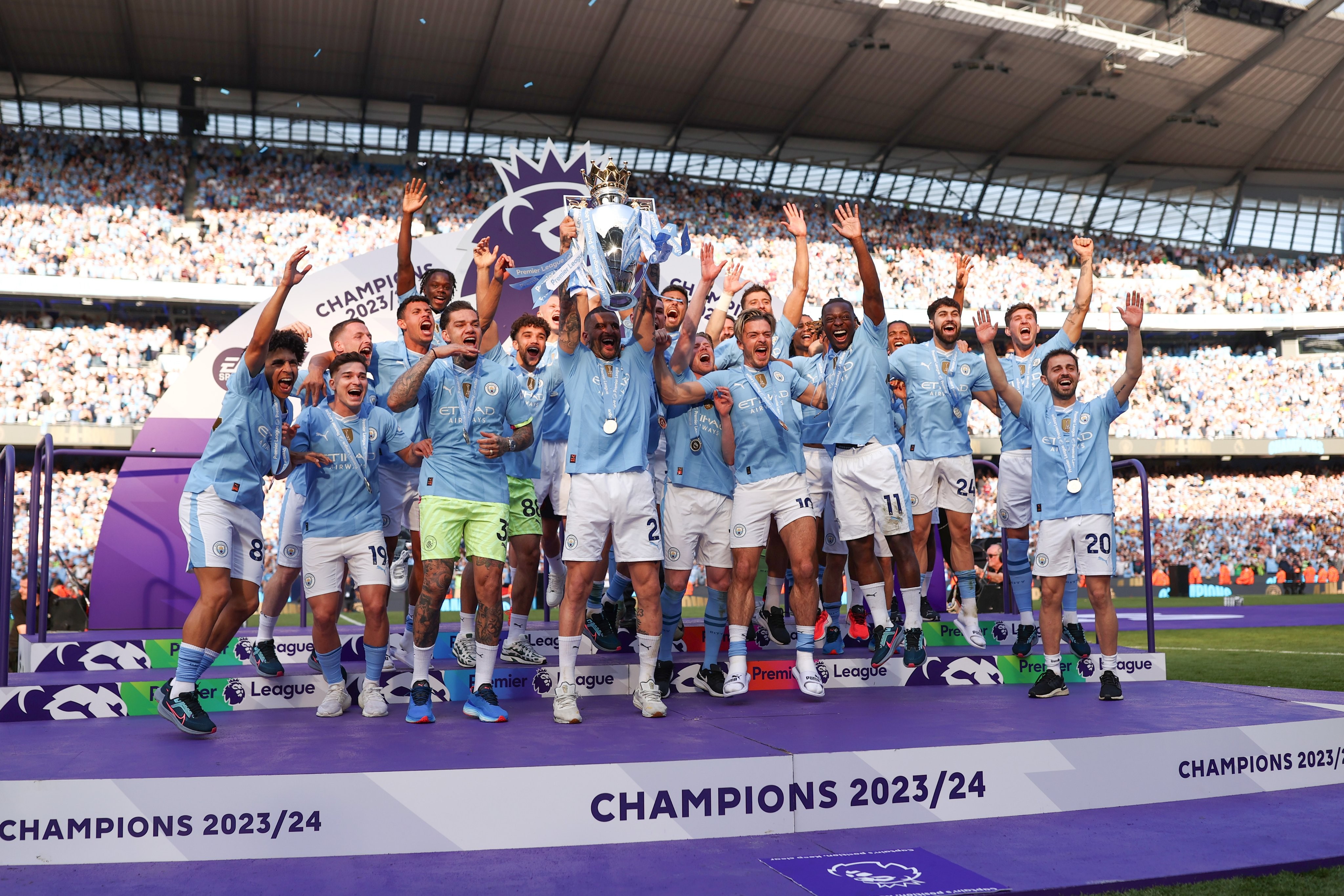 开云体育官方网站-曼城新援首秀出色，展现出潜力与实力的简单介绍