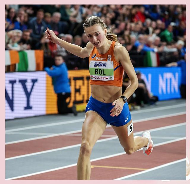 开云体育在线-田径选手实现突破刷新世界纪录