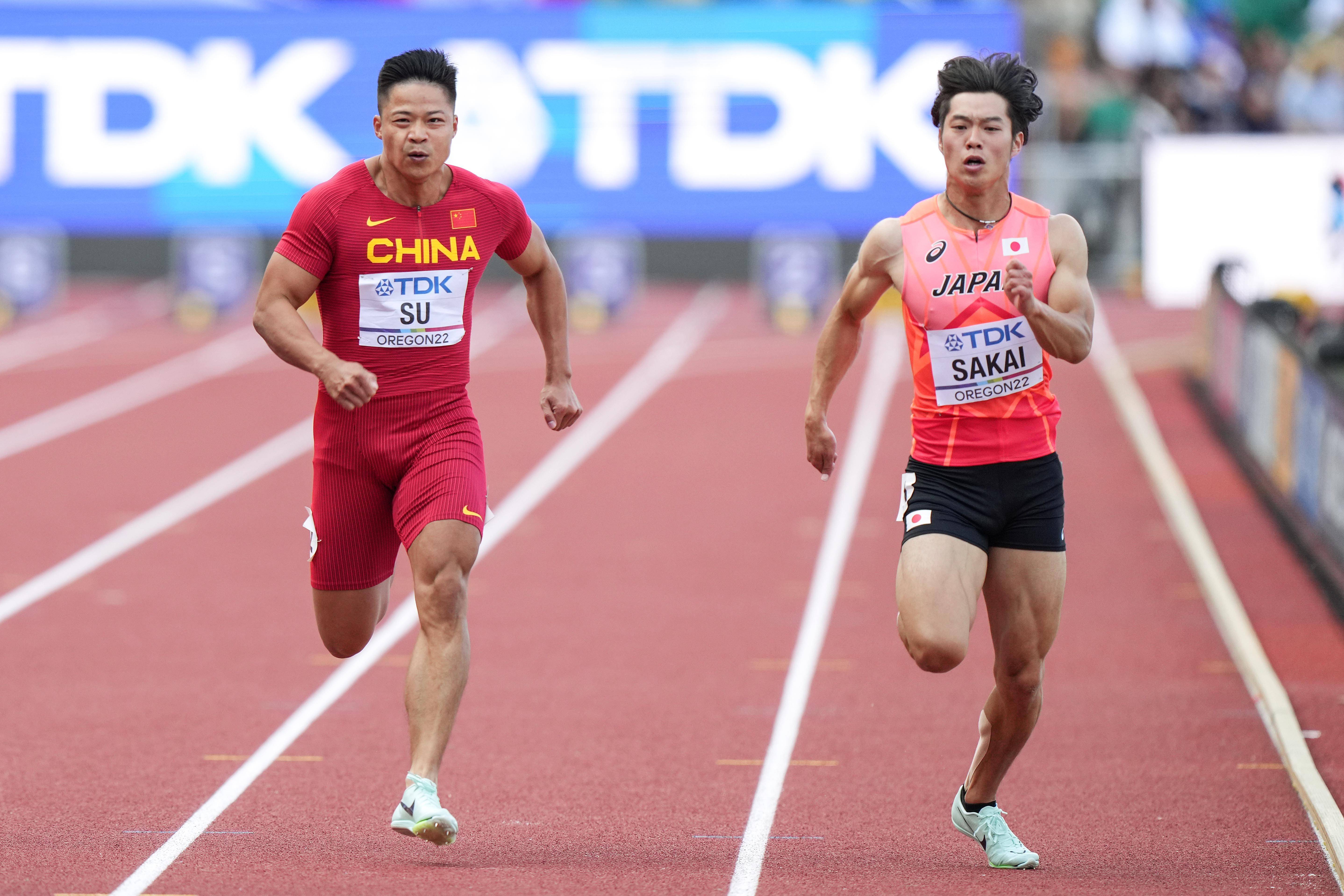 田径选手实现突破刷新世界纪录 田径选手实现突破刷新世界纪录