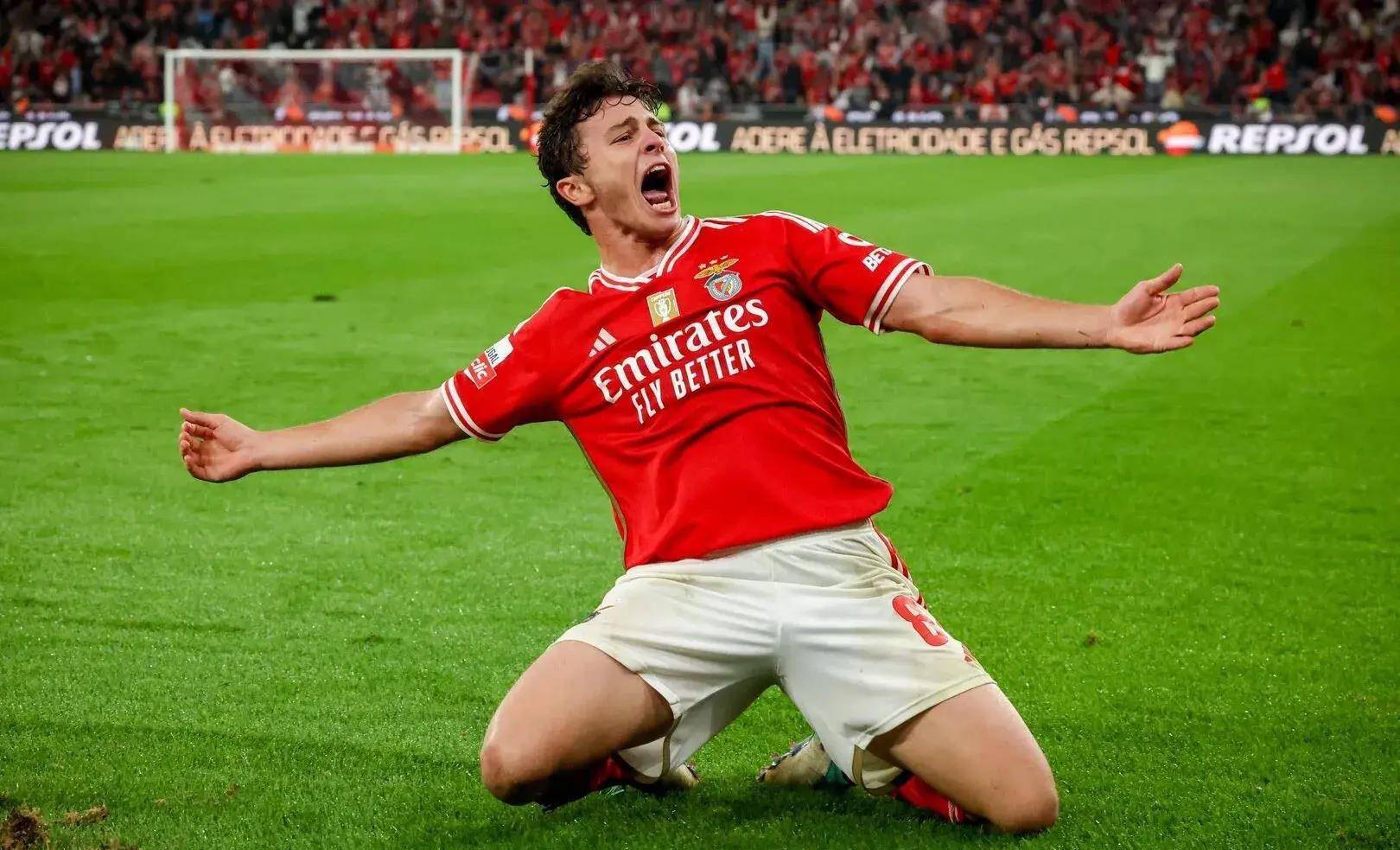 开云体育中国-葡萄牙体育再获胜利，保持领先