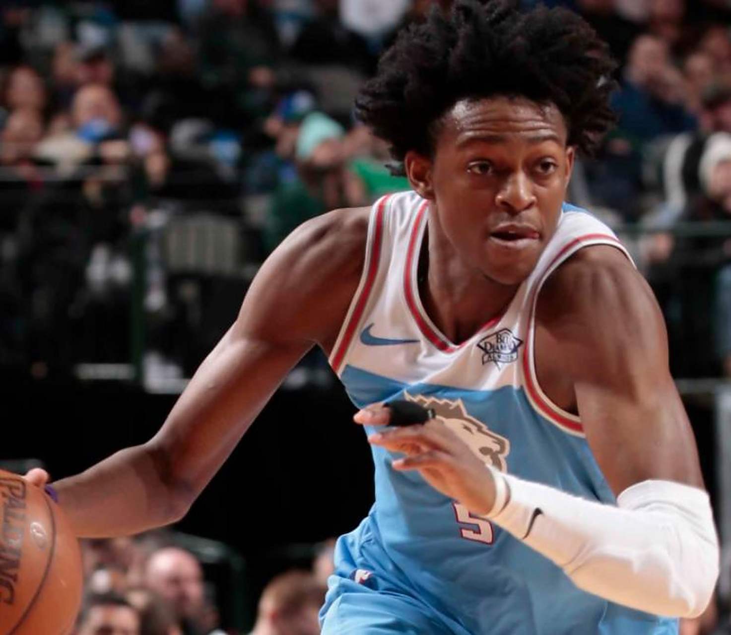 包含国王队小将福克斯再次获得MVP荣誉的词条 包含国王队小将福克斯再次获得MVP荣誉的词条