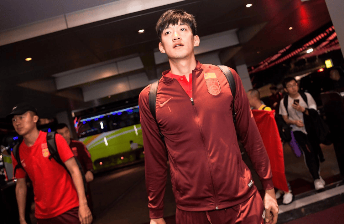 超强大国征战！球队展现磅礴气势！