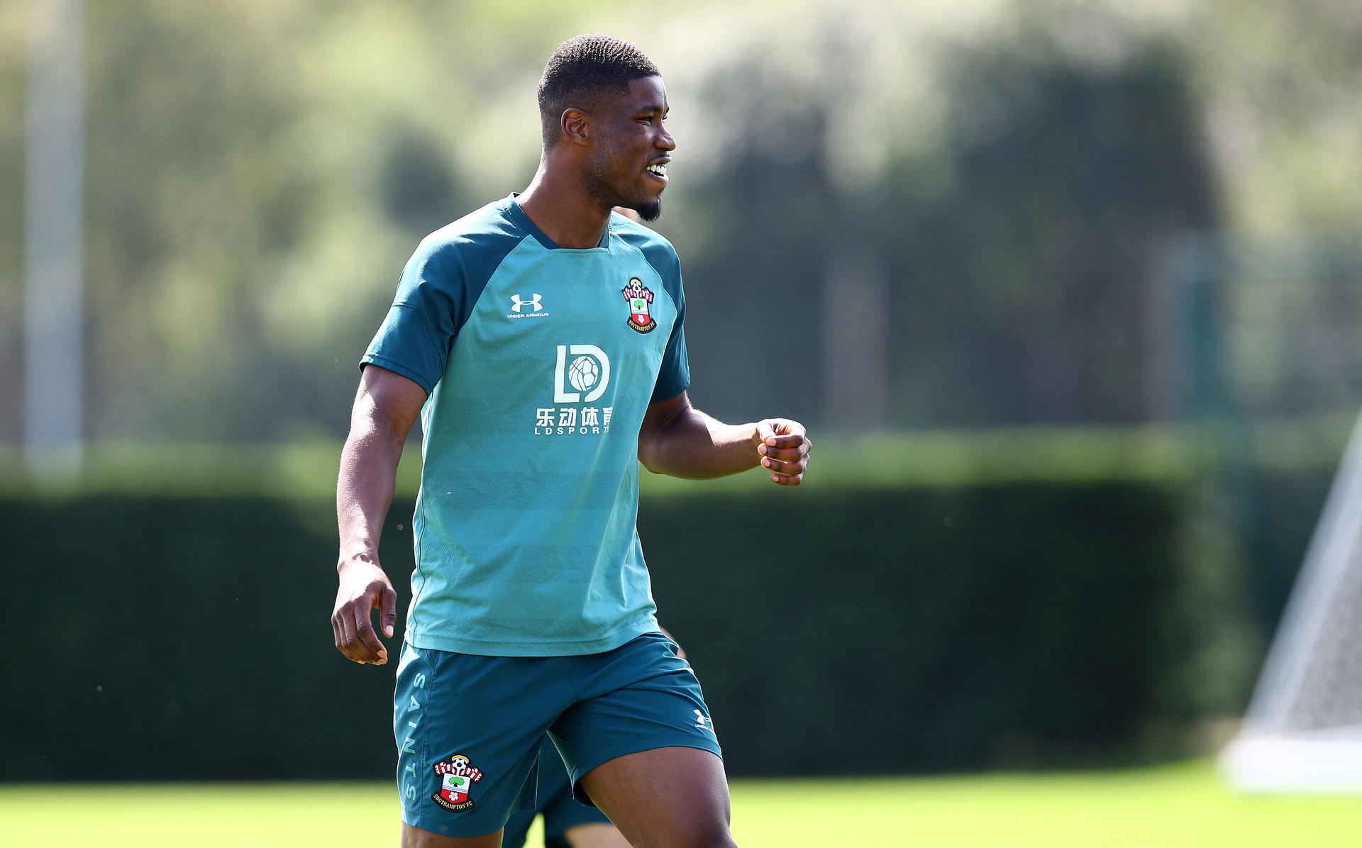 开云体育app-布莱顿战术调整得当，豪取三分的简单介绍