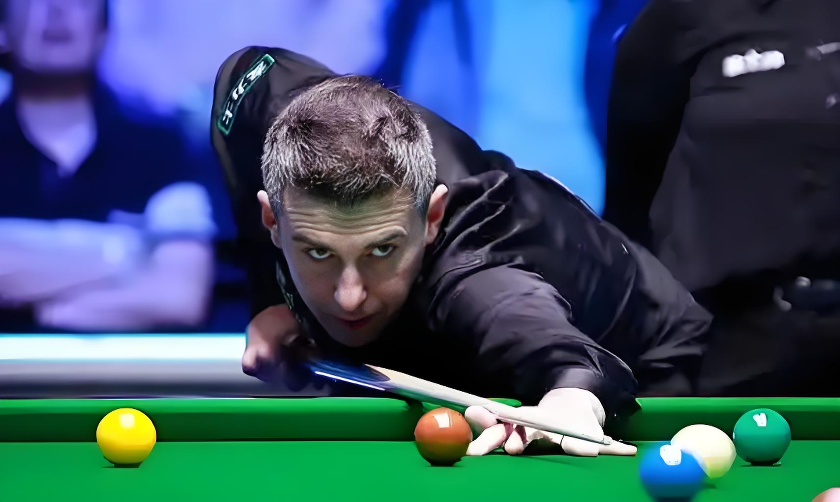 关于沙尔克表现出色,一举击败对手,跻身前列的信息 关于沙尔克表现出色,一举击败对手,跻身前列的信息