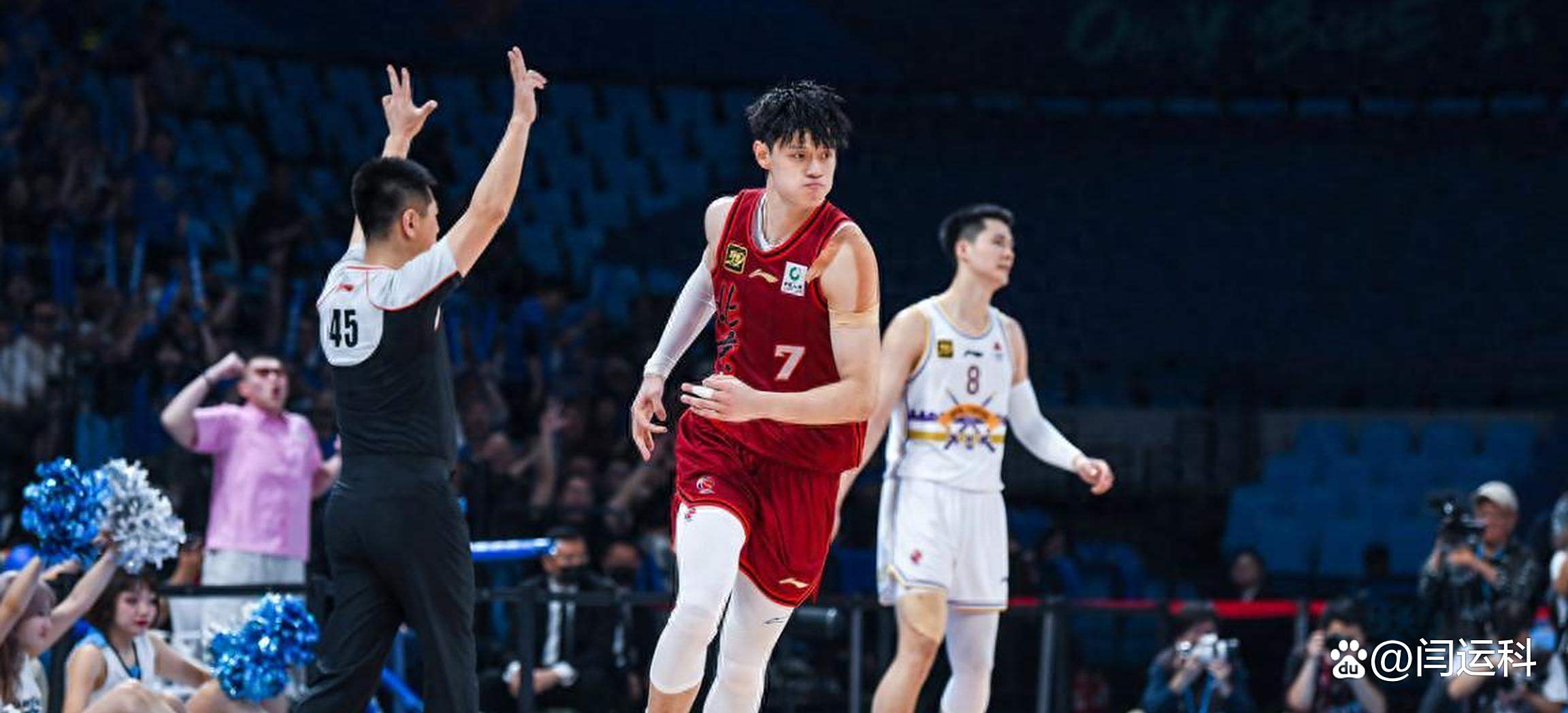 篮网年轻球员表现抢眼,成为新希望 篮网年轻球员表现抢眼,成为新希望