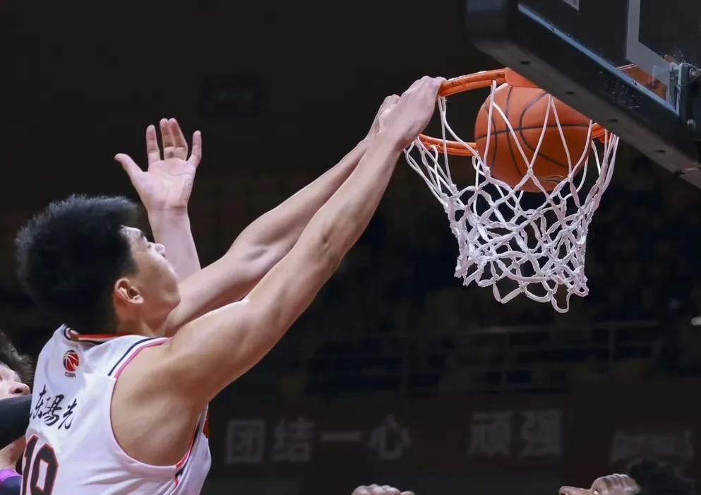 包含广东客场击败辽宁胜率升至70%的词条 包含广东客场击败辽宁胜率升至70%的词条