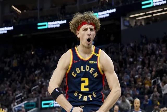 独行侠客场战胜爵士，取得两连胜