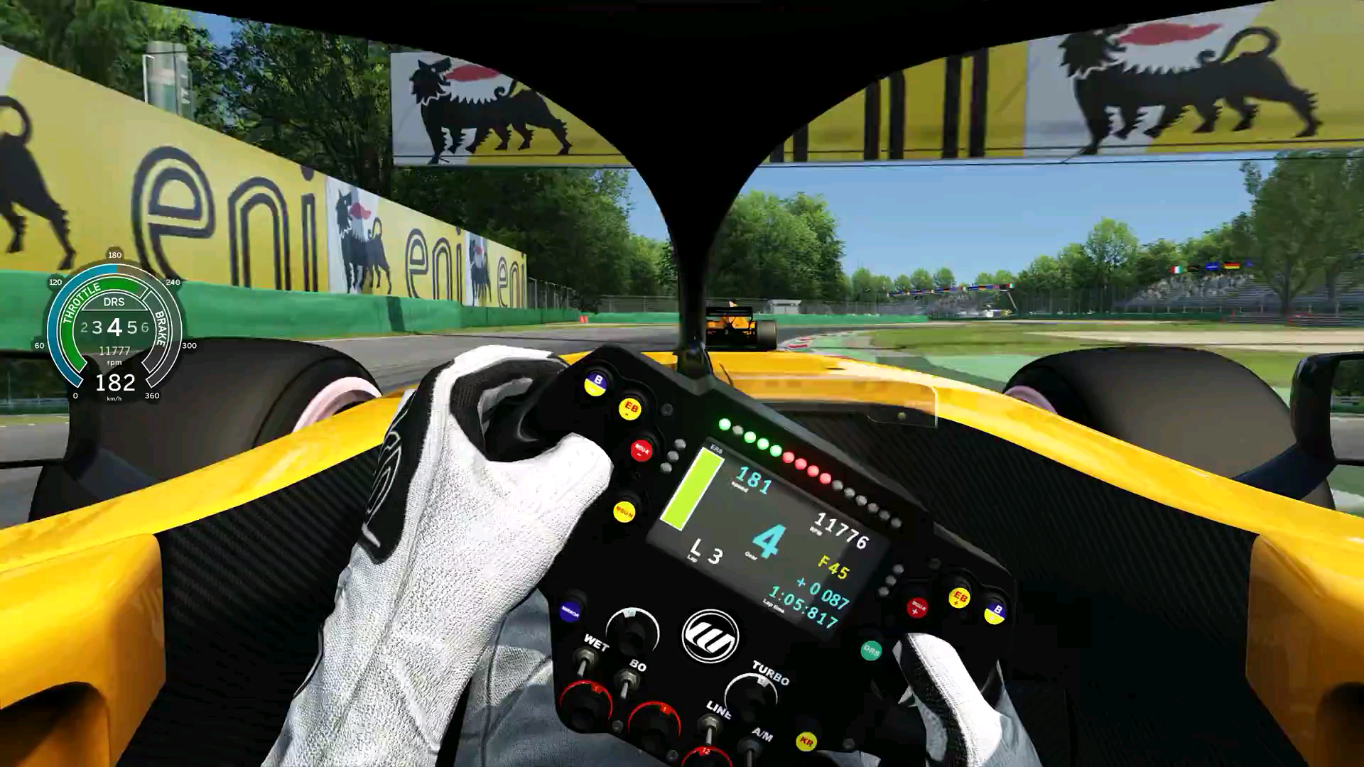 雷诺车队险胜迈凯伦,佩雷兹状态火热 雷诺车队险胜迈凯伦,佩雷兹状态火热