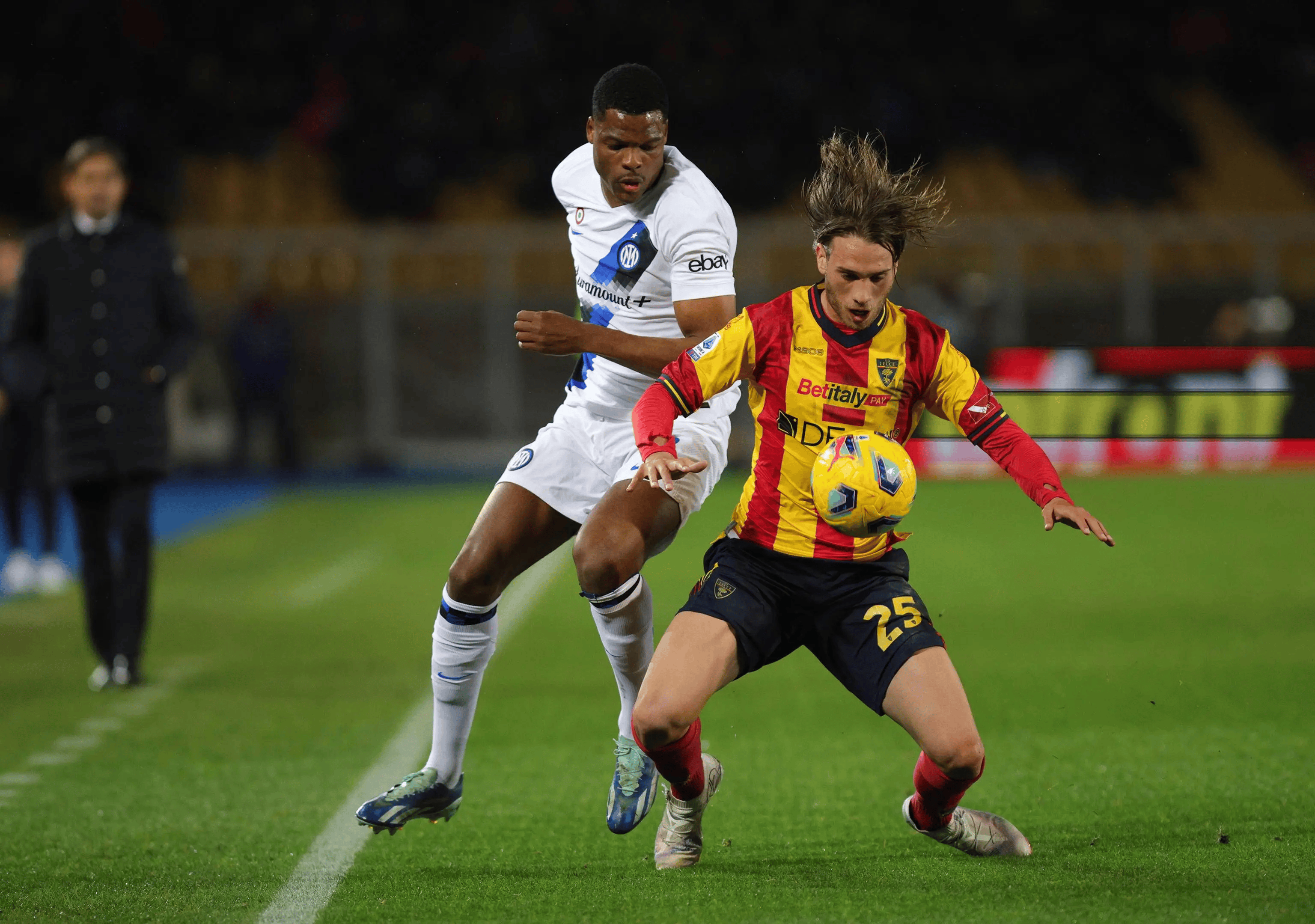 巴塞罗那球星加盟AC米兰，刷新队内士气