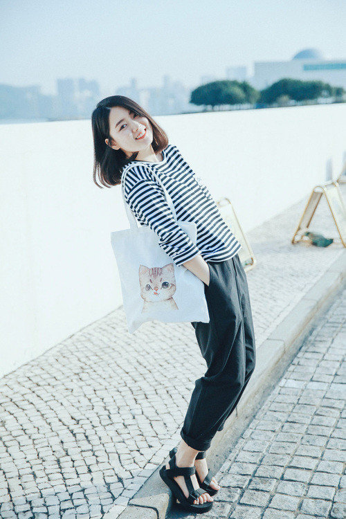 莱比锡红牛连续得分压制哥伦比亚，姆巴佩末节接管比赛逆转局势