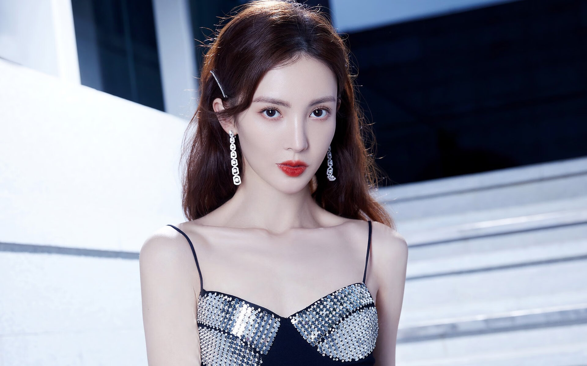 隔空角力，毕尔巴鄂险胜塞维利亚，搅动德甲争冠心理战