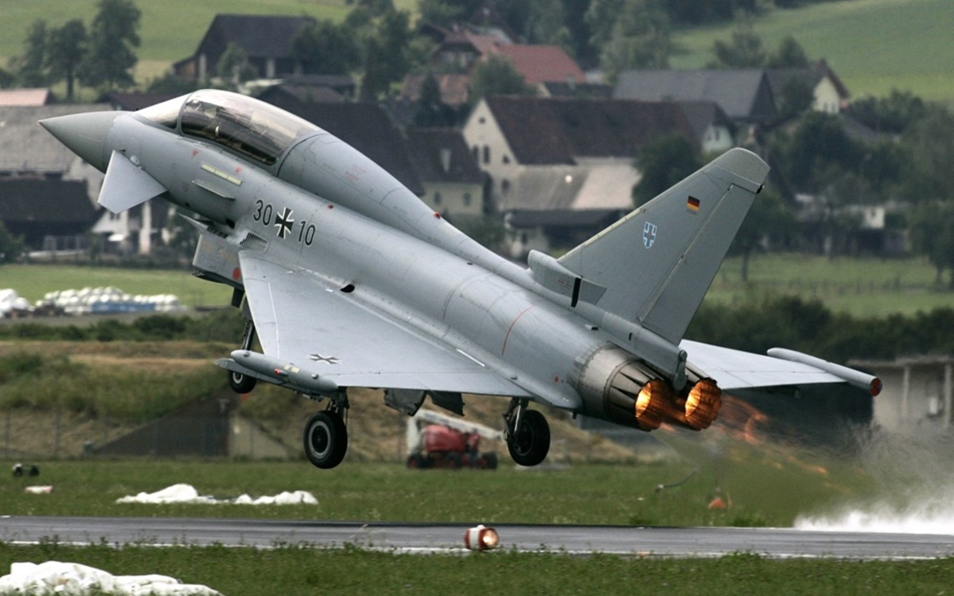 威尔士旋风席卷街道，当F1焦点战带走智利荣耀