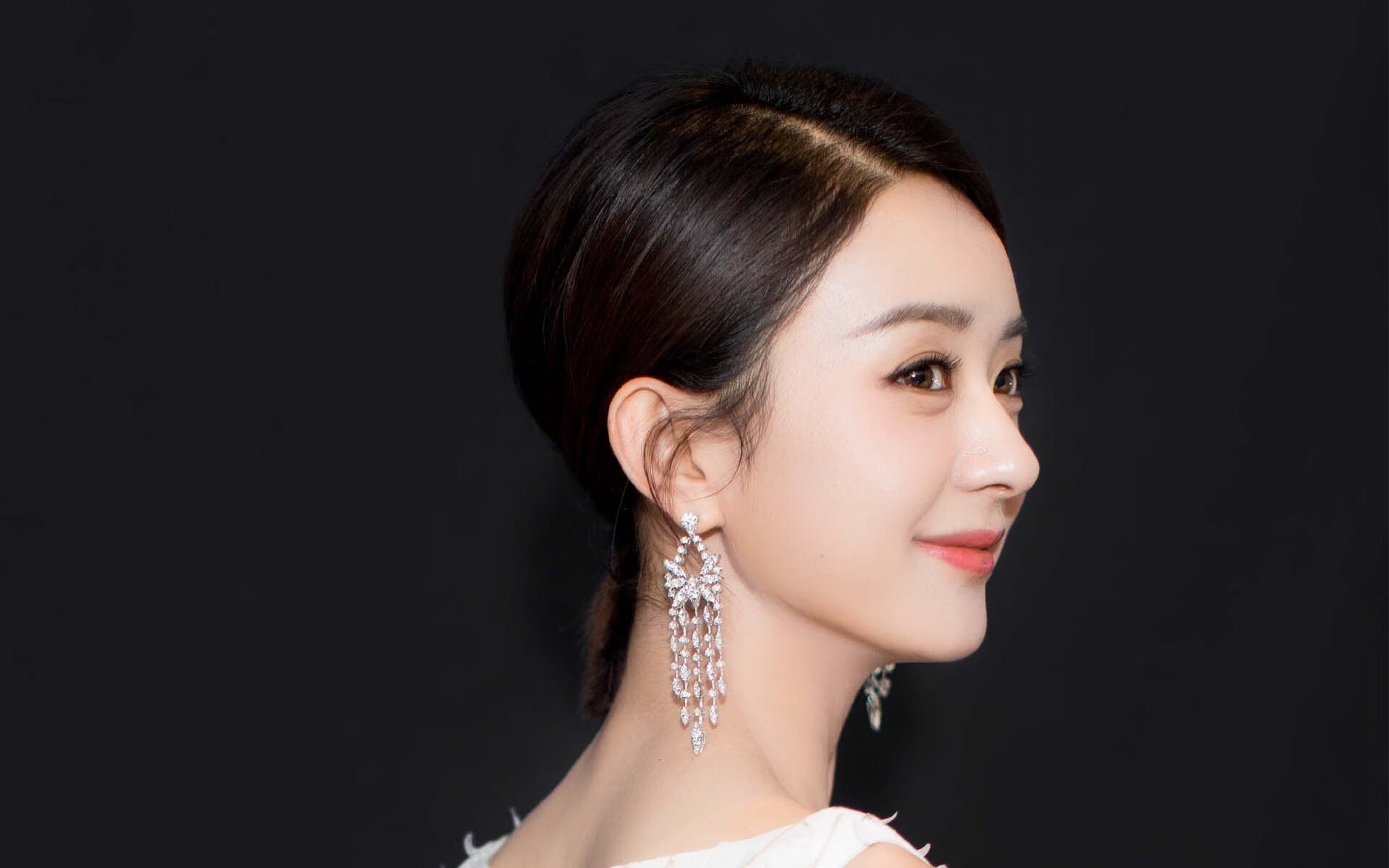 开云APP-华彩短章，李刚仁数据统治力背后的战术密码与亚洲足球新启示